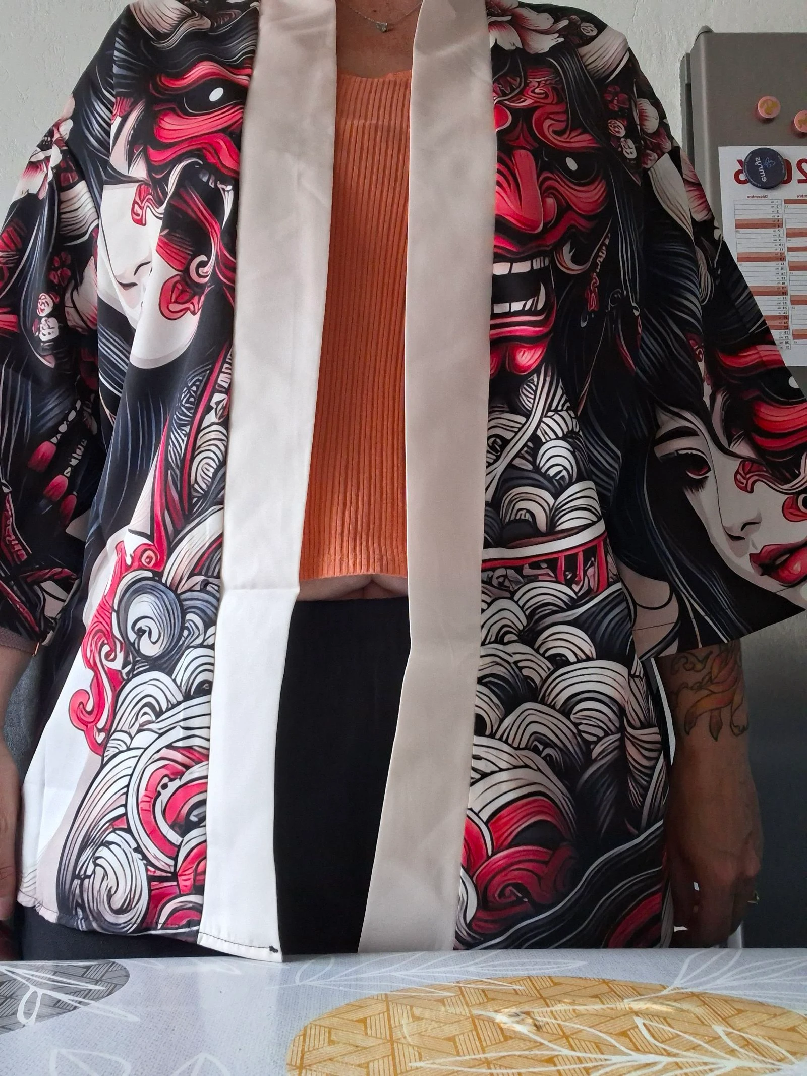 Kimono/chaqueta estilo japonés estampado Geisha y máscara Oni – Talla L – photo 2
